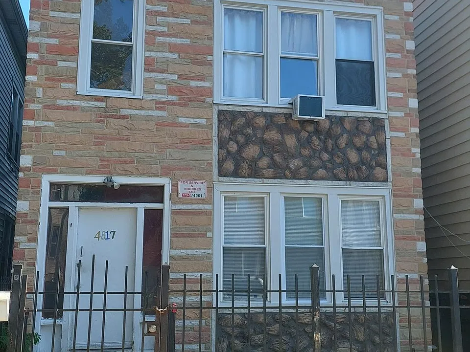 4817 S Laflin St