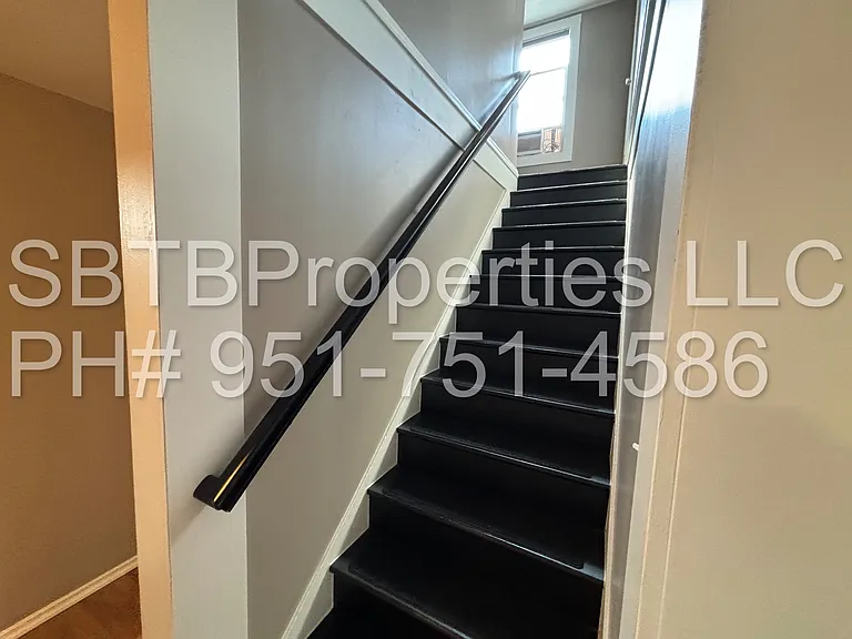 3012 Englewood Ave — Photo 12