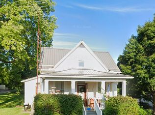 29 N Main St, Thornville, OH 43076