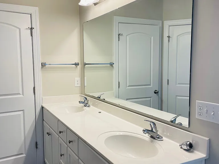 312 Turning Pines Loop — Photo 2