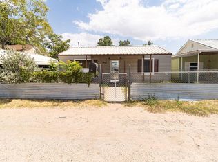 917 Martin St, Kermit, TX 79745