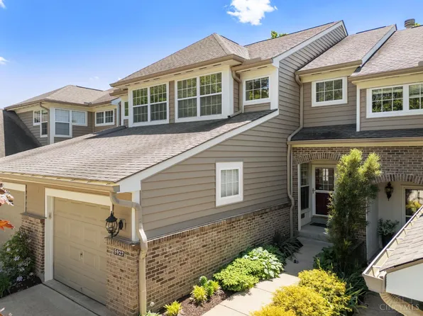 5927 Castlewood Xing, Milford, OH 45150