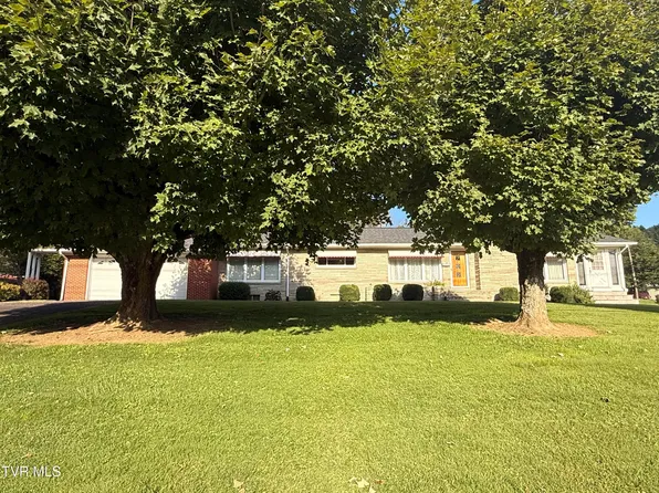 2155 S Shady St, Mountain City, TN 37683