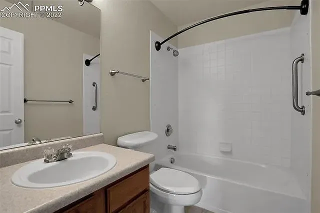 6638 Fielding Ter — Photo 10
