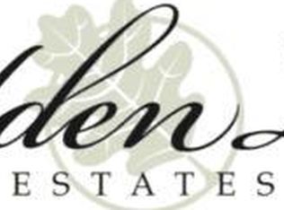 13885 Larsen Ct, Brookfield, WI 53005