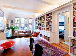 322 W 72nd St, New York, NY 10023