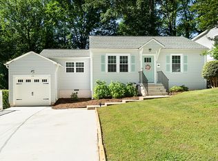 26 Idlewood Dr, Greenville, SC 29609