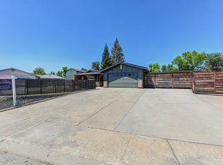 5623 Sparas St, Loomis, CA 95650