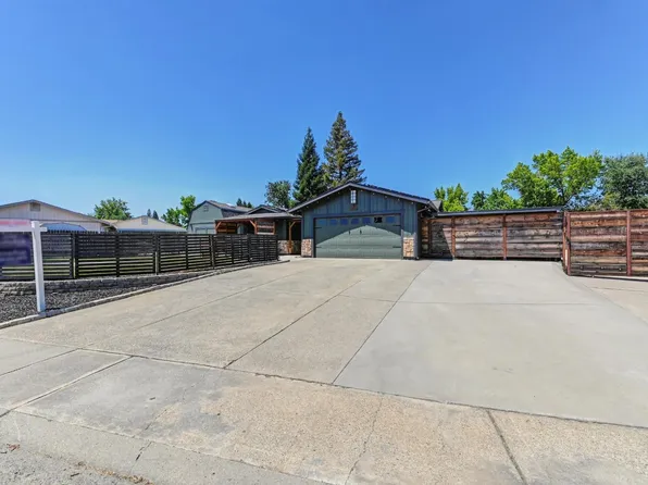 5623 Sparas St, Loomis, CA 95650