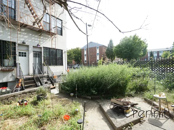 161 Harman Street image 1 of 21