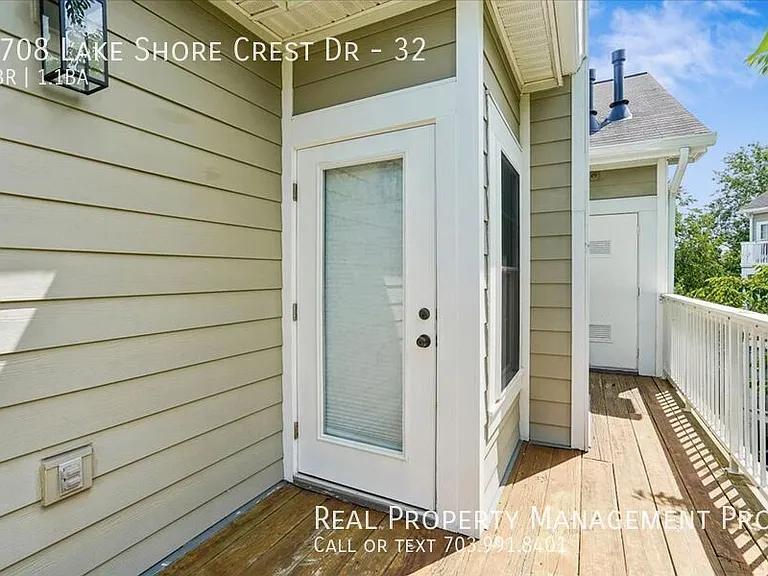 1708 Lake Shore Crest Dr #32 — Photo 5