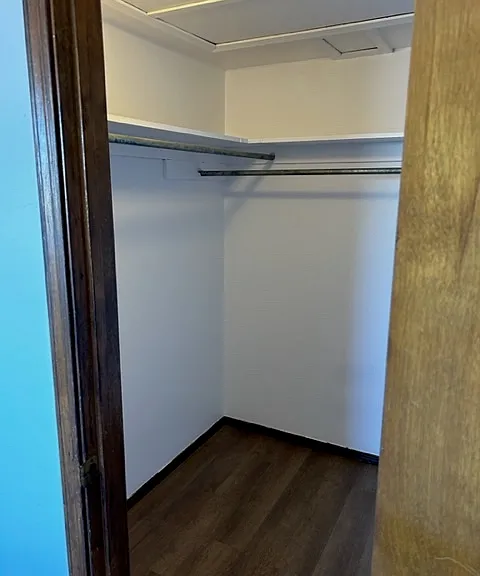 Huge Nob Hill 1 Bedroom w/ Garage, Storage, Ref. Air, & Updates — Photo 35