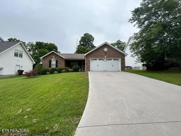 4461 Aylesbury Dr, Knoxville, TN 37918