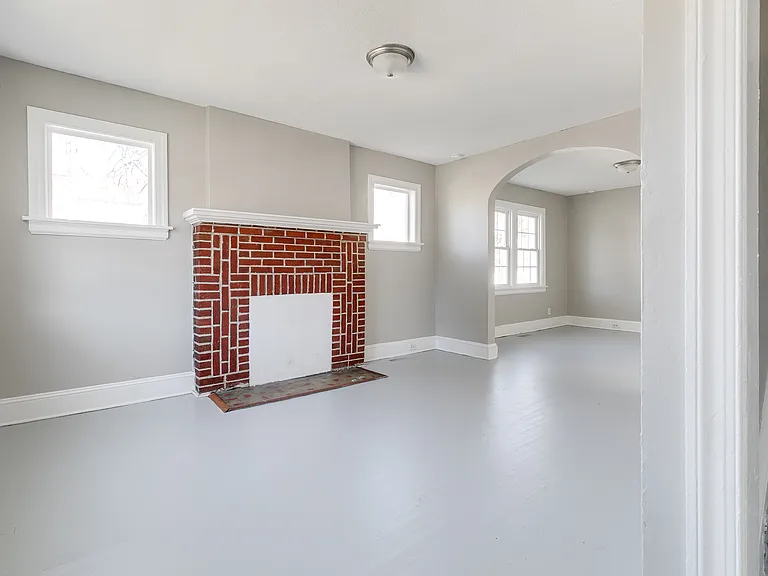3621 Benton Ave — Photo 6