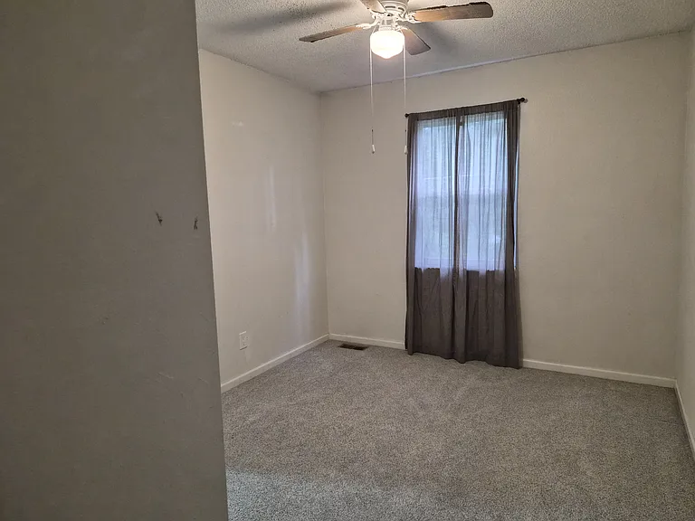 321 Northwood Ln — Photo 24