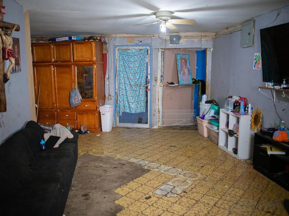 laredo-texas-49605639 picture