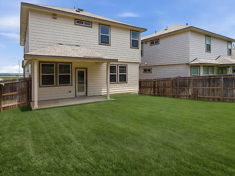 9206 McCoy Pass — Photo 27