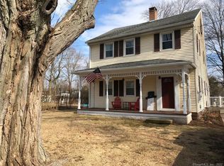 6 Ranney St, Cromwell, CT 06416
