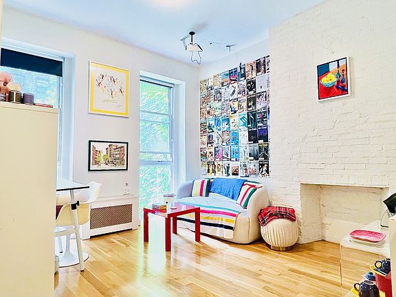 4th image of 16-18 Charles St #2D