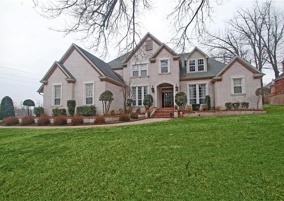 1st image of 3606 Thornbury Dr