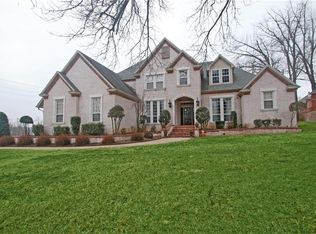 3606 Thornbury Dr, Springdale, AR 72764