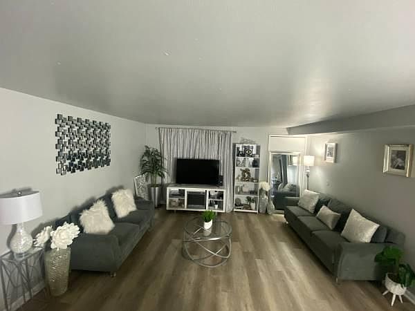 1st image of 8231 Frankford Ave #111