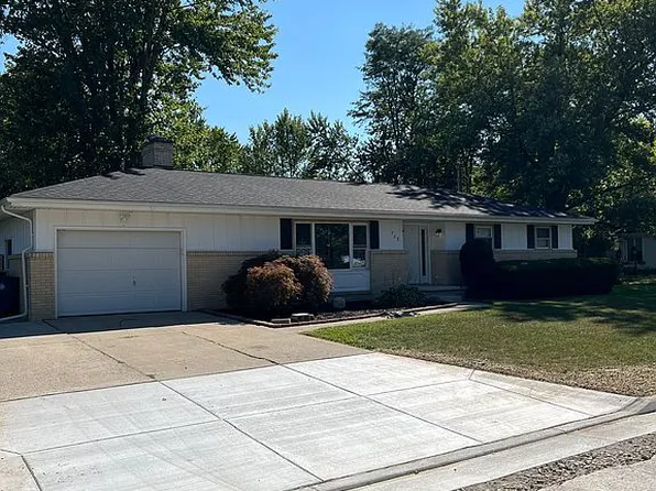 721 Jefferson Dr, Bowling Green, OH 43402