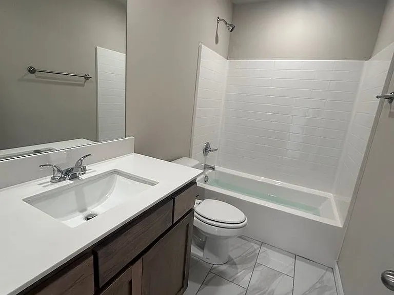 3709 S East 81st St — Photo 10