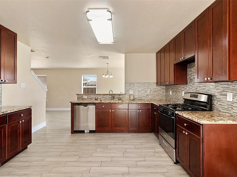 3611 Robwood Ct — Photo 4