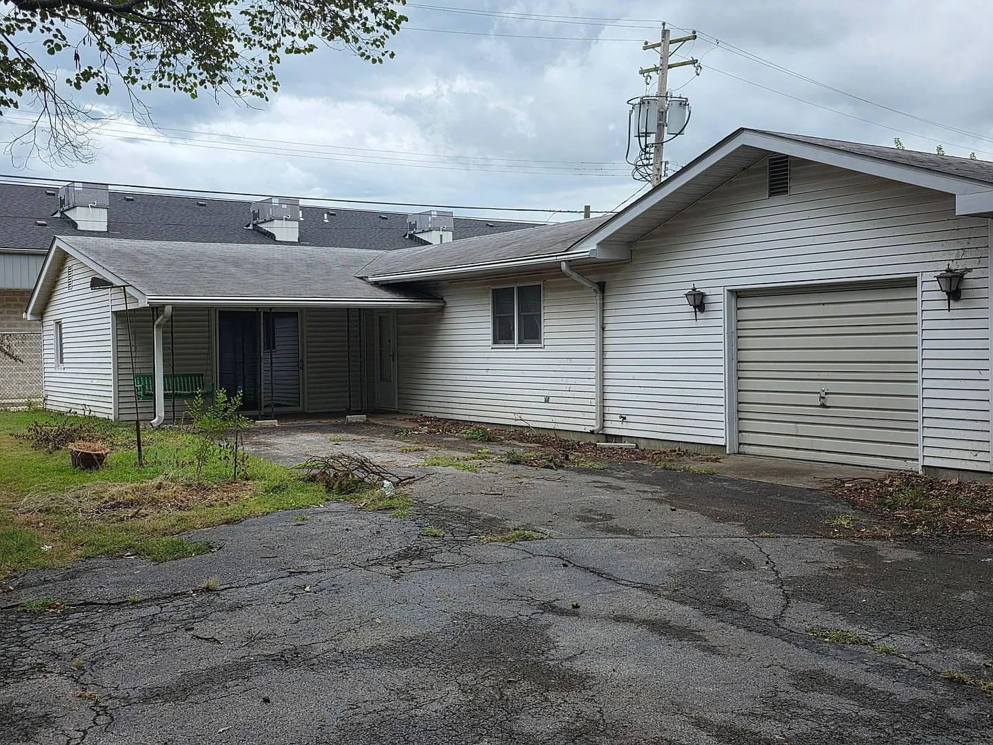 Charming Wood River Home with Bonus Space & Garage — Photo 1
