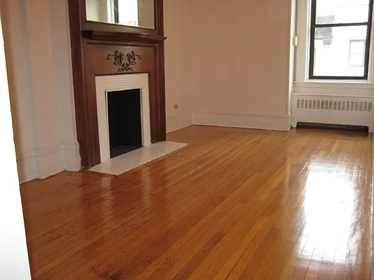 Rented by Magnone Real Estate | media 44