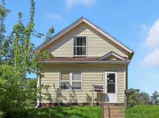 1112 Brown St, Davenport, IA