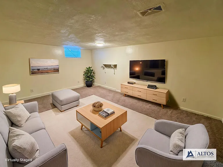 1115 Carr Street — Photo 13