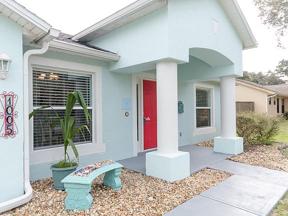 4th image of 1005 Lovell Dr