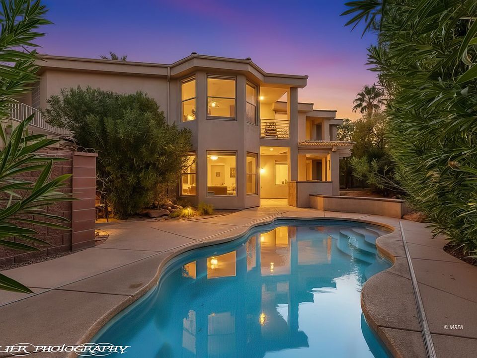 1st image of 931 Monaco Cir