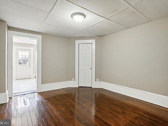 4th image of 2034 E Clementine St
