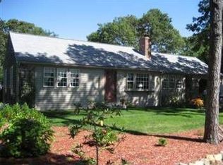 2 Hamblin Hl, Yarmouth Port, MA 02675