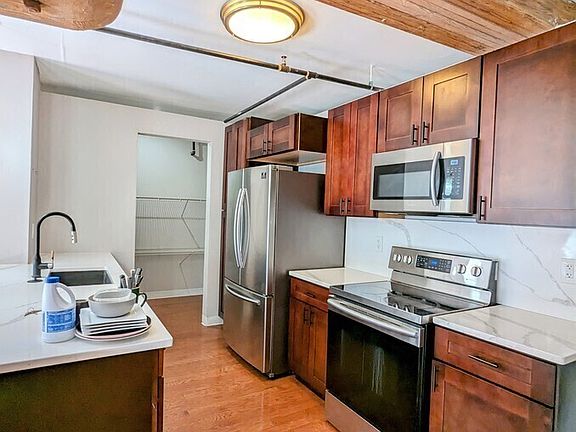 3rd image of 1223 Union Ave #501