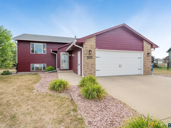 1508 E Gold Nugget Cir, Sioux Falls, SD 57104