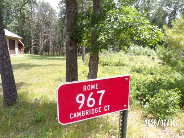 967 Cambridge Ct, Nekoosa, WI 54457
