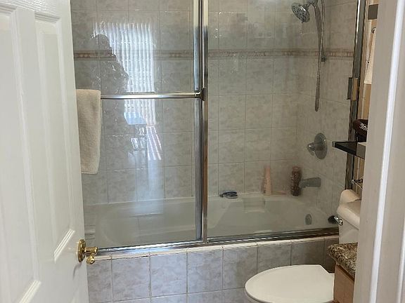 Bathroom for Master bedroom