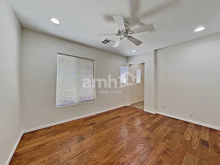 10580 Elberton Ave — Photo 12
