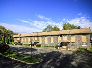 1 Oak Knoll Rd, Red Oak, IA 51566