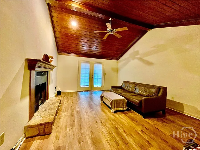 595 Macon Hwy #22 — Photo 4