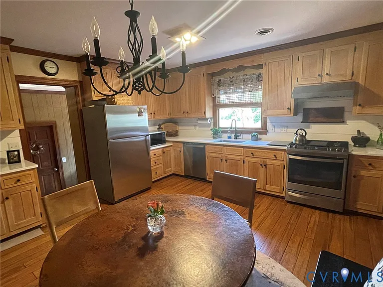 21121 Rocky Ford Rd — Photo 2