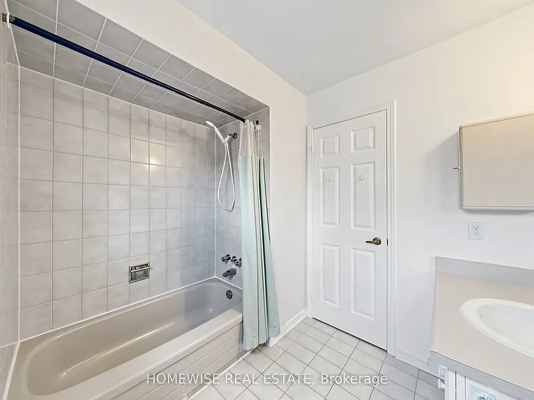 11 Briarcliffe Cres — Photo 27