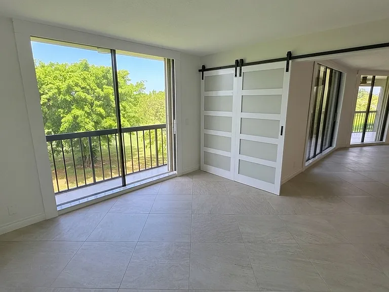 5279 Fountains Dr S #404 — Photo 19