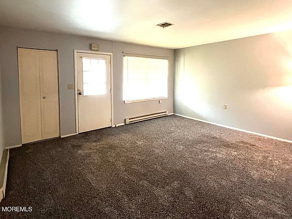 3rd image of 1142 Argyll Circle #B