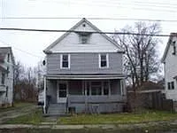 485 Vine Ave NE photo 1