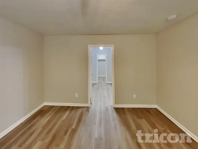 308 Crooked Pine Ct — Photo 7